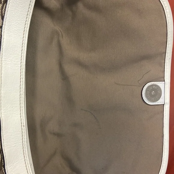 Coach Signature Canvas Hobo F13739 - Picture 4 of 8